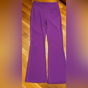Lululemon Groove Super-High-Rise Flared Pant Nulu